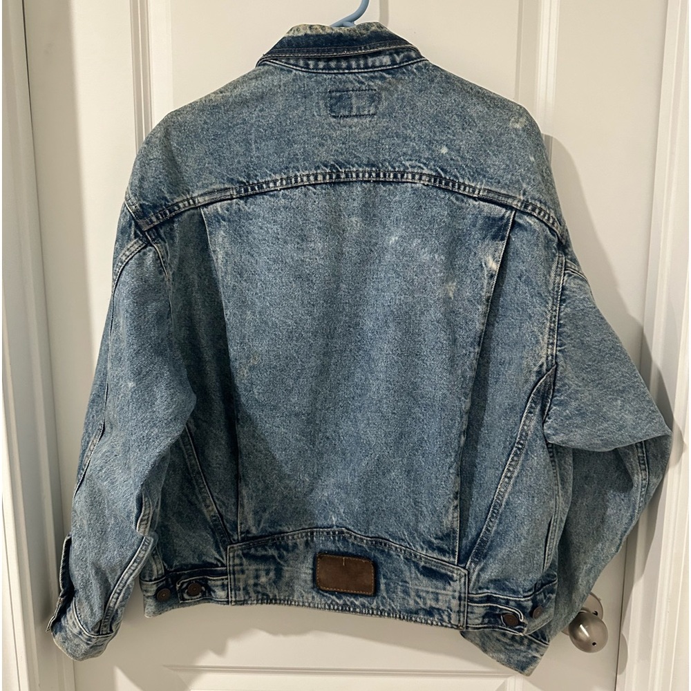 Vintage Levi’s Denim Jacket - Picture 2 of 8